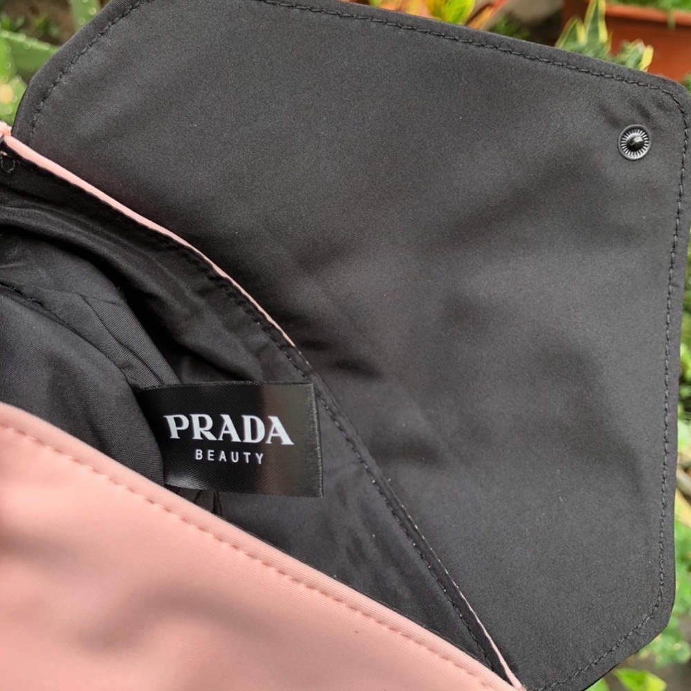 GWP Prada Pink and Black Envelope Pouch - Picture 2 of 6